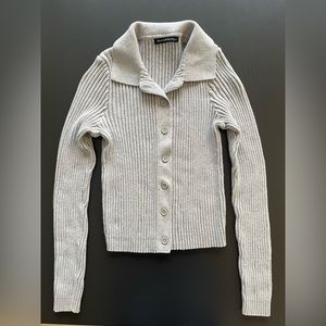 Brandy Melville Cropped Ribbed long Sleeve Button Up